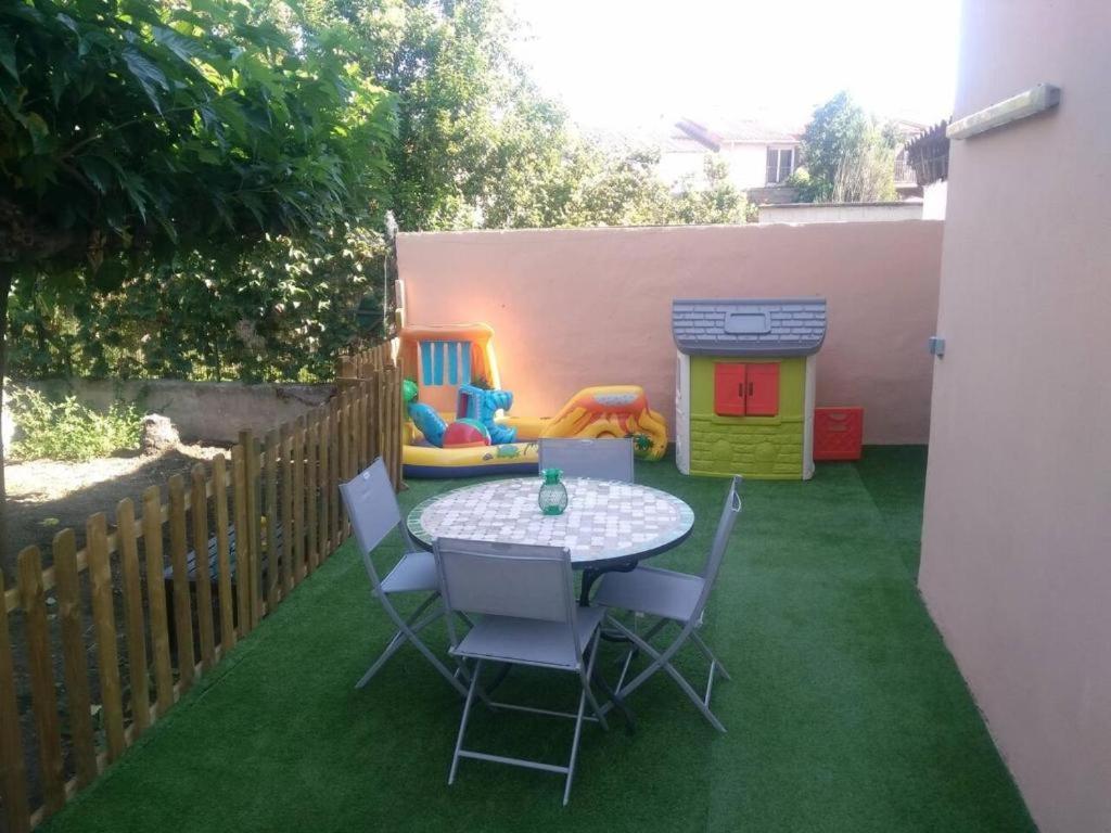 Appartement 60M2 Rdc Avec Jardin Saint-Génis 外观 照片
